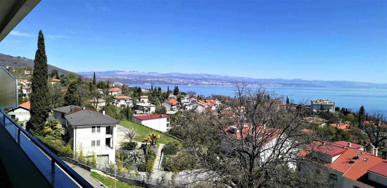 Appartamento Leona Laurana Esterno foto